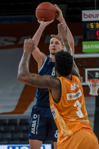 入严重不足 入严重不足