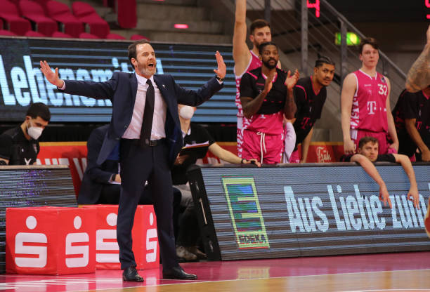 维尔斯网球 维尔斯网球