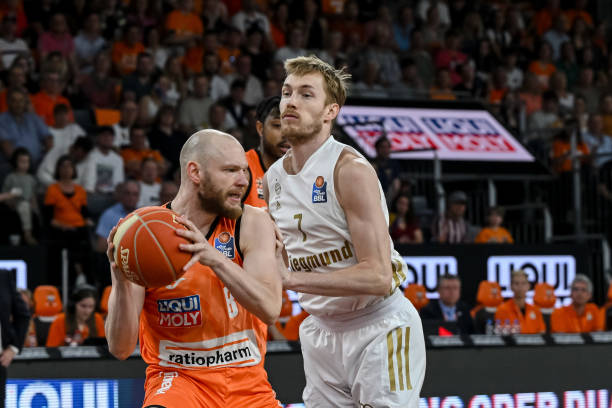 续贡献进球 续贡献进球